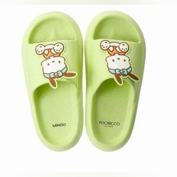 🔖 Sanrio Pochacco Slippers - Picture 3 of 4